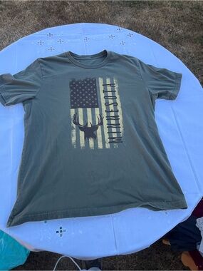 Men's Olive Short Sleeve Graphic Tee with Deer Flag